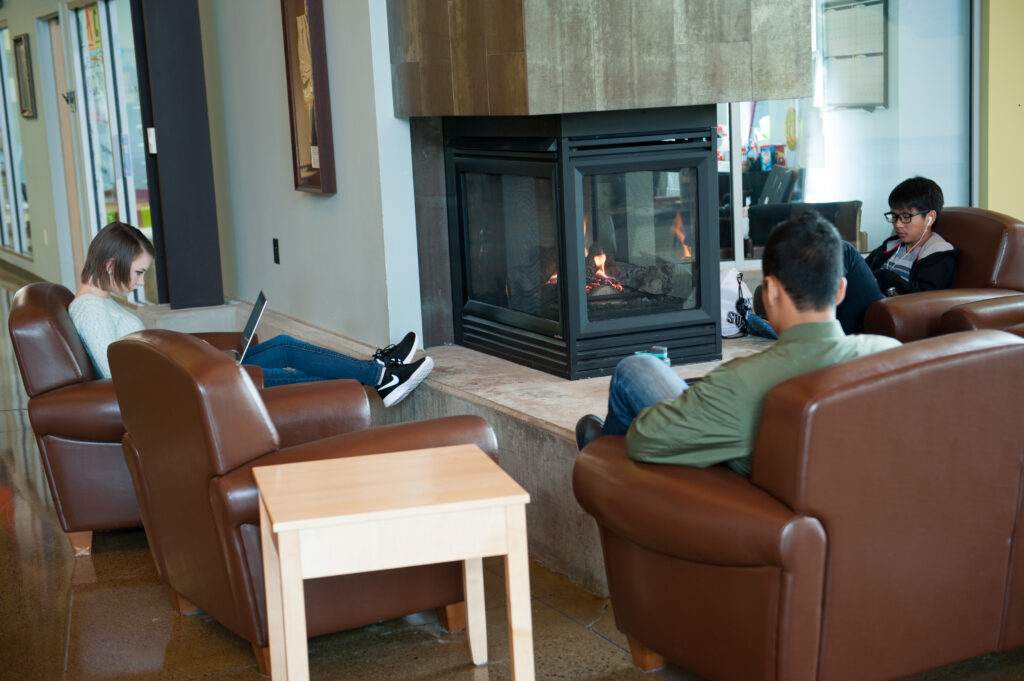 Students studying in the Yellowjacket Union